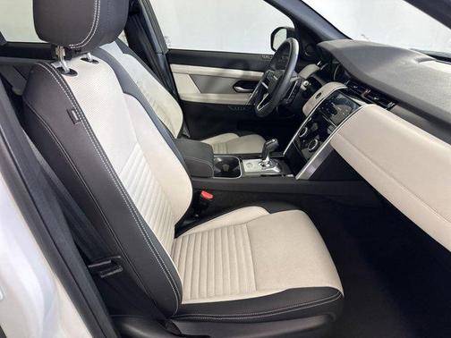 2023 Land Rover Discovery Sport SE R-Dynamic