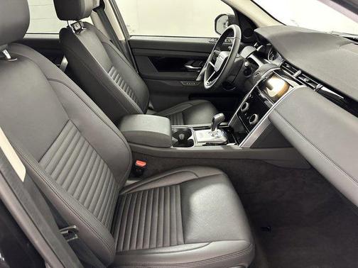 2023 Land Rover Discovery Sport SE