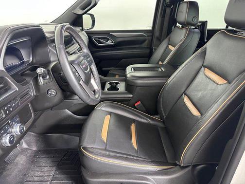 2022 GMC Yukon 4WD AT4