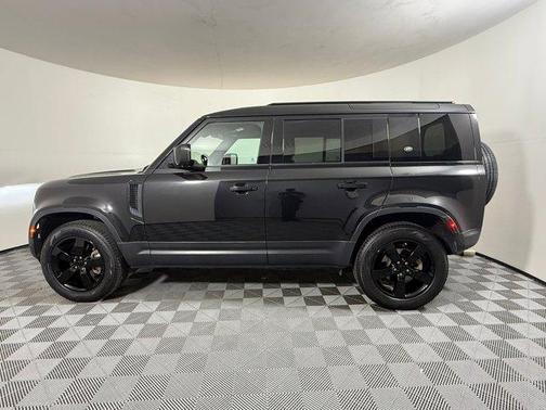 2024 Land Rover Defender 110 P300