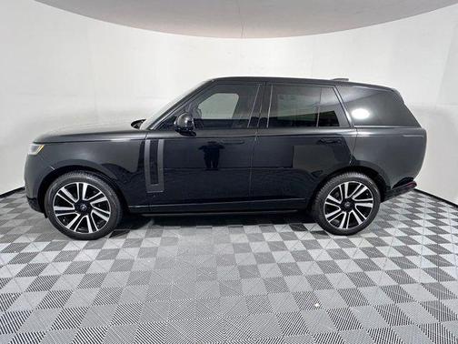2023 Land Rover Range Rover P400 SE
