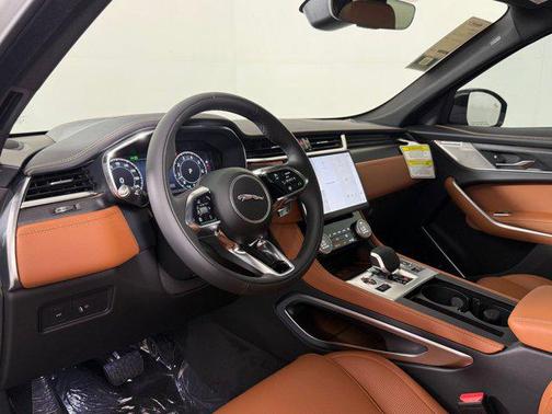 Fuji White 2026 Jaguar F-PACE R-Dynamic S P400 AWD Automatic