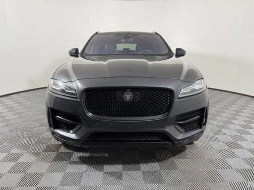 2019 Jaguar F-PACE 25t R-Sport