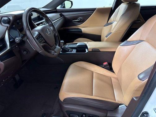 2021 Lexus ES 350 Base