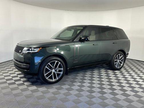 Green 2024 Land Rover Range Rover P400 SE