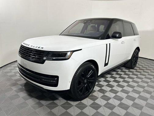 2023 Land Rover Range Rover P400 SE
