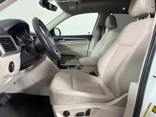 2021 Volkswagen Atlas 2.0T SE w/Technology