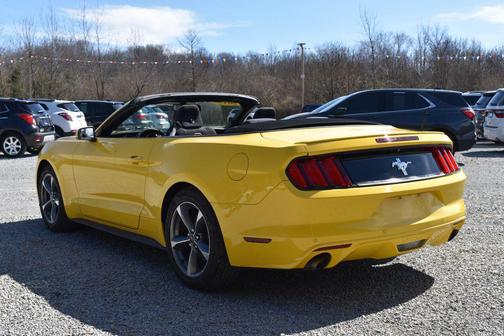 2015 Ford Mustang V6