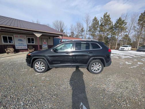 2015 Jeep Cherokee Sport