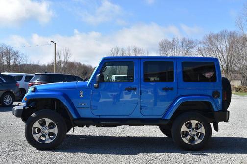 2016 Jeep Wrangler Unlimited Sahara