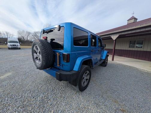 2016 Jeep Wrangler Unlimited Sahara
