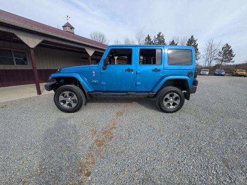 2016 Jeep Wrangler Unlimited Sahara
