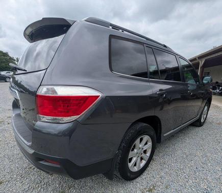 2013 Toyota Highlander SE