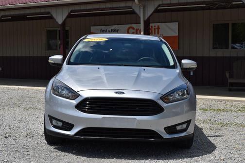 Ingot Silver 2016 Ford Focus SE