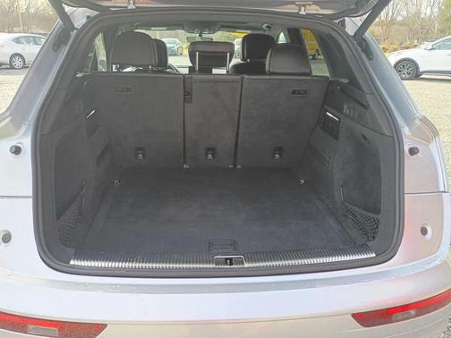 2018 Audi SQ5 3.0T Premium Plus