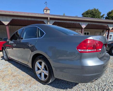 2013 Volkswagen Passat 2.5 SE