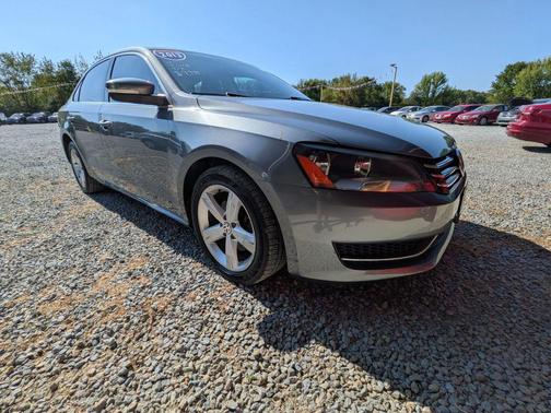2013 Volkswagen Passat 2.5 SE