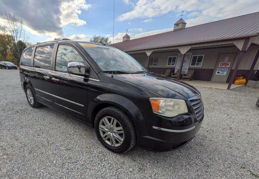 2010 Chrysler Town & Country Limited