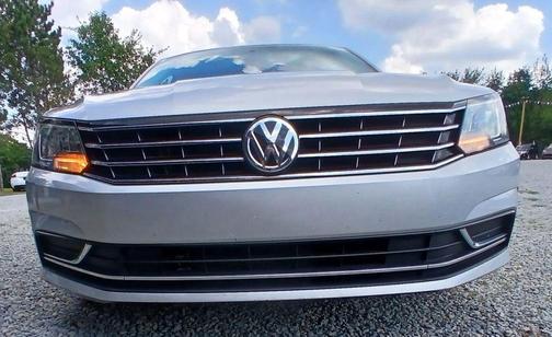 2017 Volkswagen Passat 1.8T S