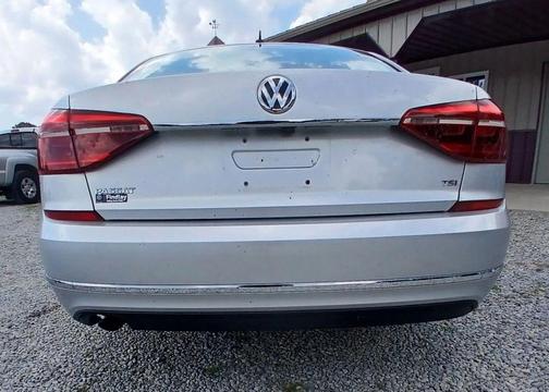 2017 Volkswagen Passat 1.8T S