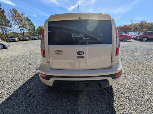 2013 Kia Soul Base