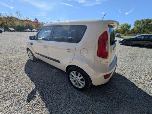 2013 Kia Soul Base