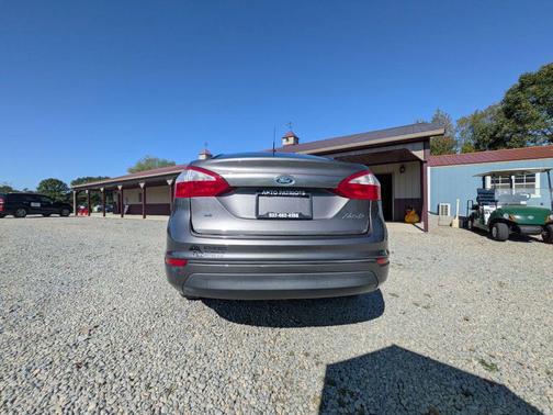 2014 Ford Fiesta SE