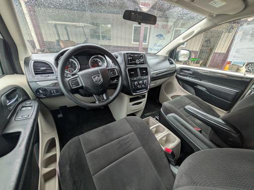 2012 Dodge Grand Caravan SE/AVP