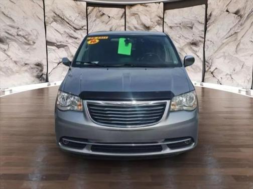 2016 Chrysler Town & Country Touring-L