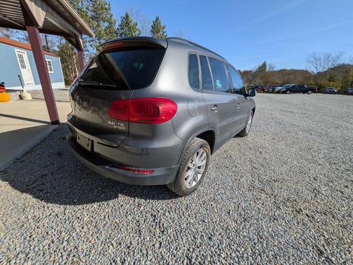 2015 Volkswagen Tiguan 2.0T SE 4MOTION