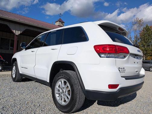 2019 Jeep Grand Cherokee Laredo