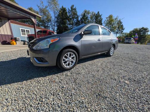 2018 Nissan Versa 1.6 SV