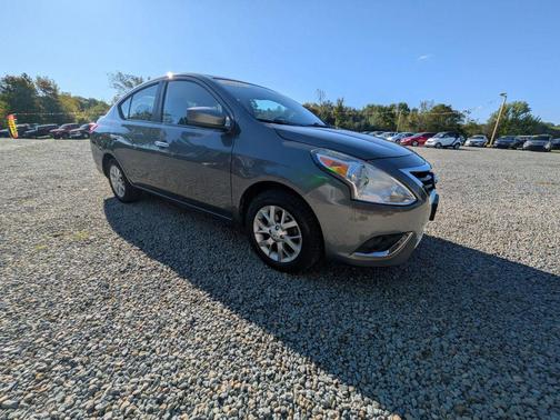 2018 Nissan Versa 1.6 SV