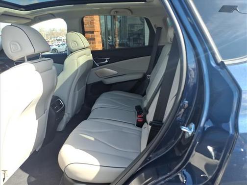 B-640m 2026 Acura RDX Advance Package