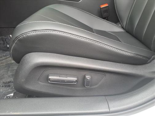 Platinum 2026 Acura Integra FWD A-Spec