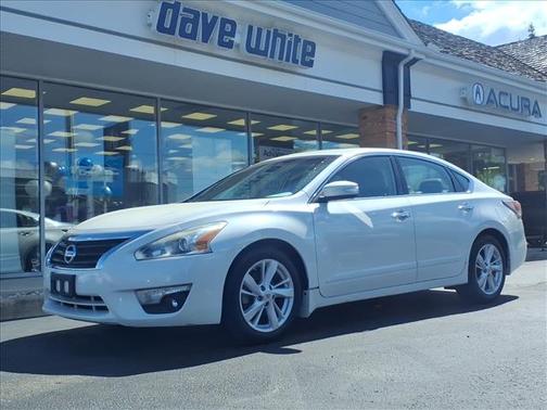 Pearl White 2015 Nissan Altima 2.5 SL
