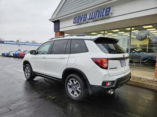 2023 Honda Passport AWD TrailSport