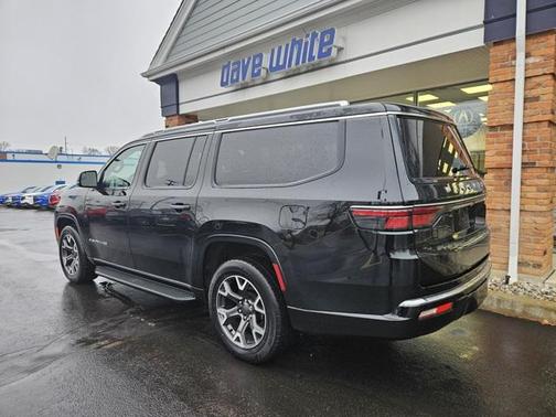 2024 Jeep Wagoneer L Series III 4x4