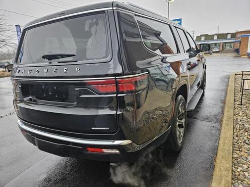 2024 Jeep Wagoneer L Series III 4x4