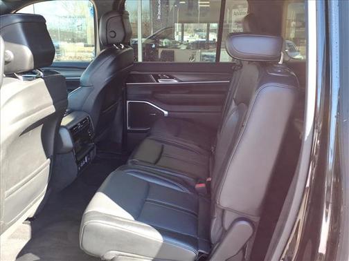 2024 Jeep Wagoneer L Series III 4x4