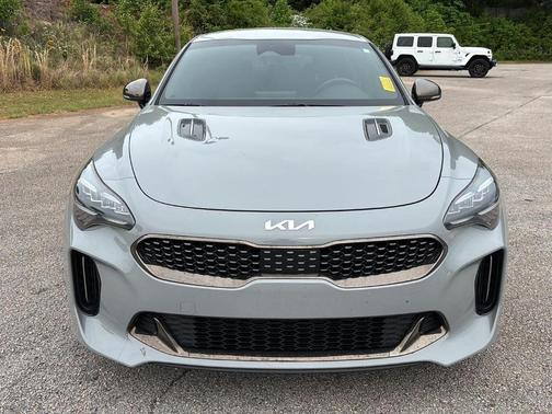 2023 Kia Stinger GT-Line