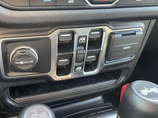 2024 Jeep Wrangler 4xe Sport