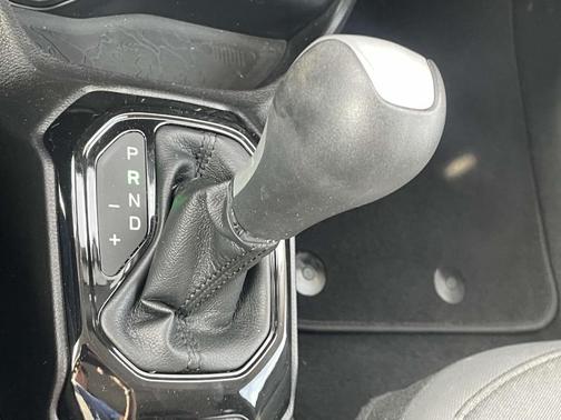 2017 Jeep Renegade Altitude