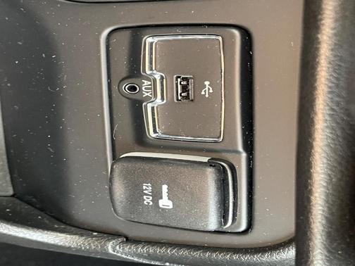 2017 Jeep Renegade Altitude