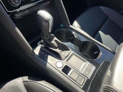 2022 Volkswagen Atlas 3.6L SE w/Technology