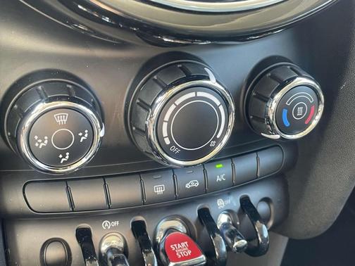 2022 MINI Hardtop Cooper