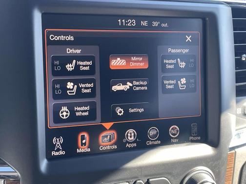 2016 RAM 1500 Laramie