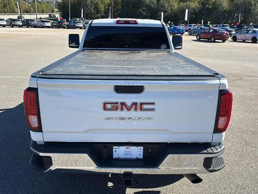 2022 GMC Sierra 2500 Pro