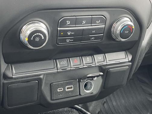 2022 GMC Sierra 2500 Pro