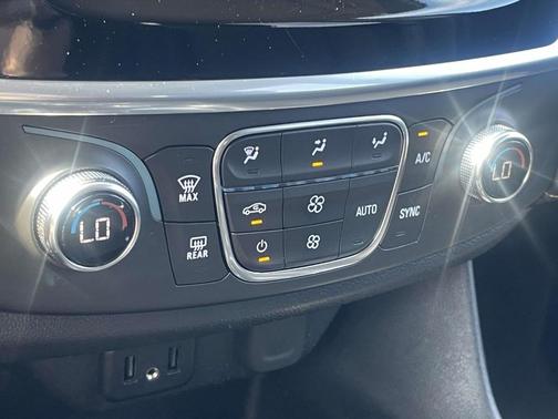2020 Chevrolet Traverse LS